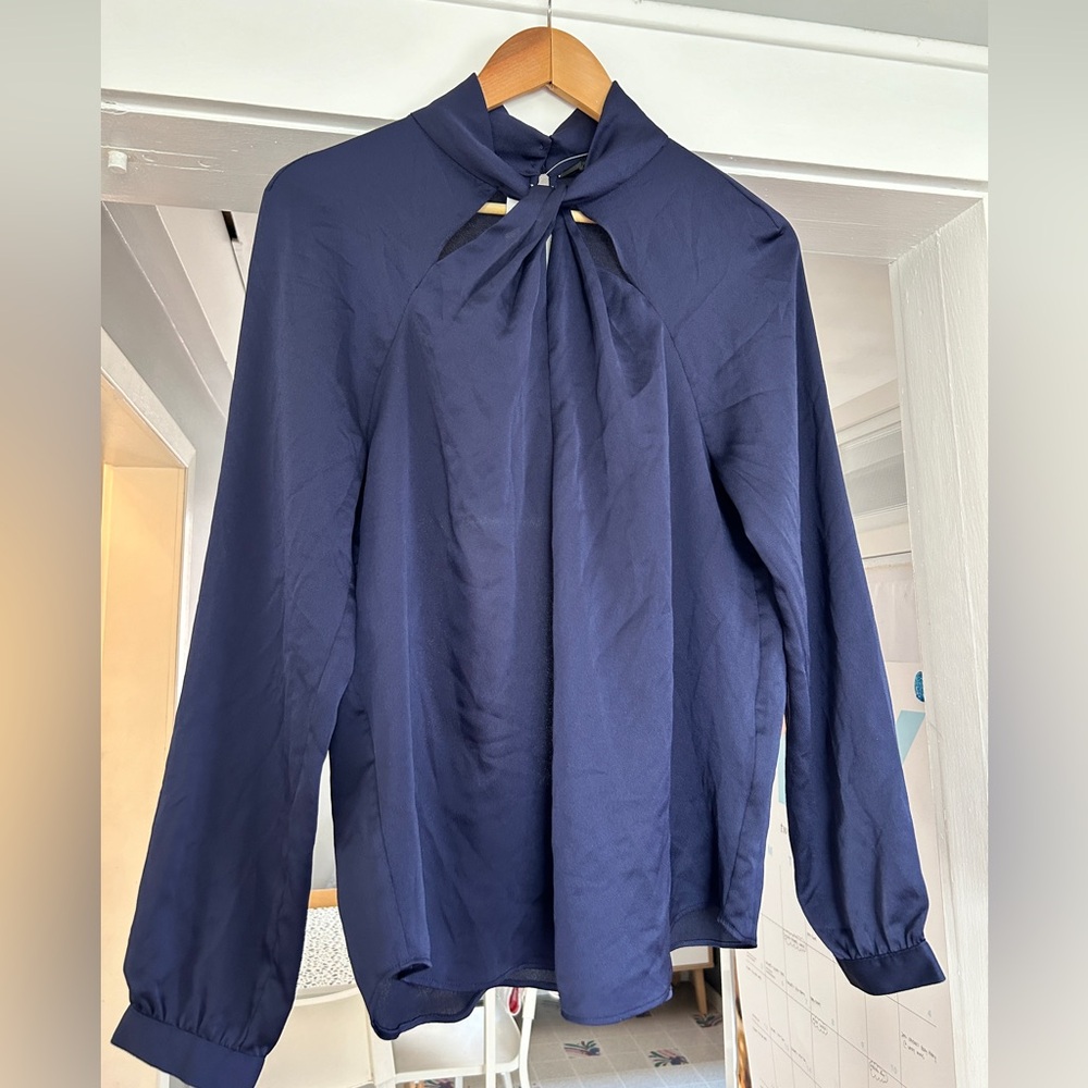 M Navy Banana Republic blouse